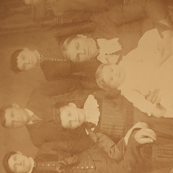 Antique Family Style Photo Cabinet Card Photos - Picture 7 of 7